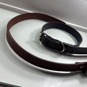 Collar de cuero simple